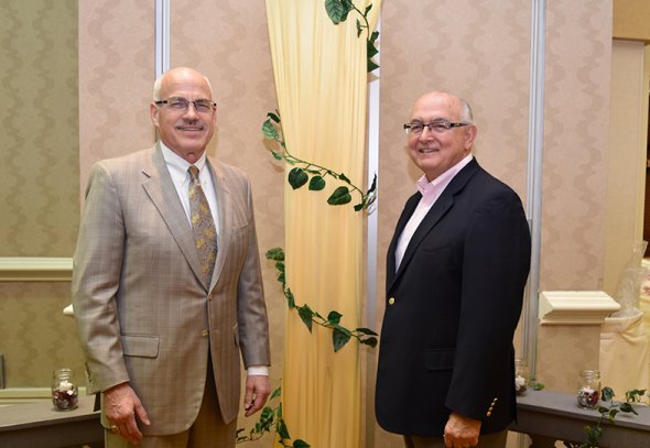 West Hills Jeff Levinson honored by peers for 30 years of service to District Trustee Jeff Levinson and West Hills District Chancellor Frank Gornick